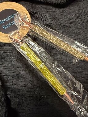 Crystal-Embellished Double-Ended bling pens.  - your choice. 🆕